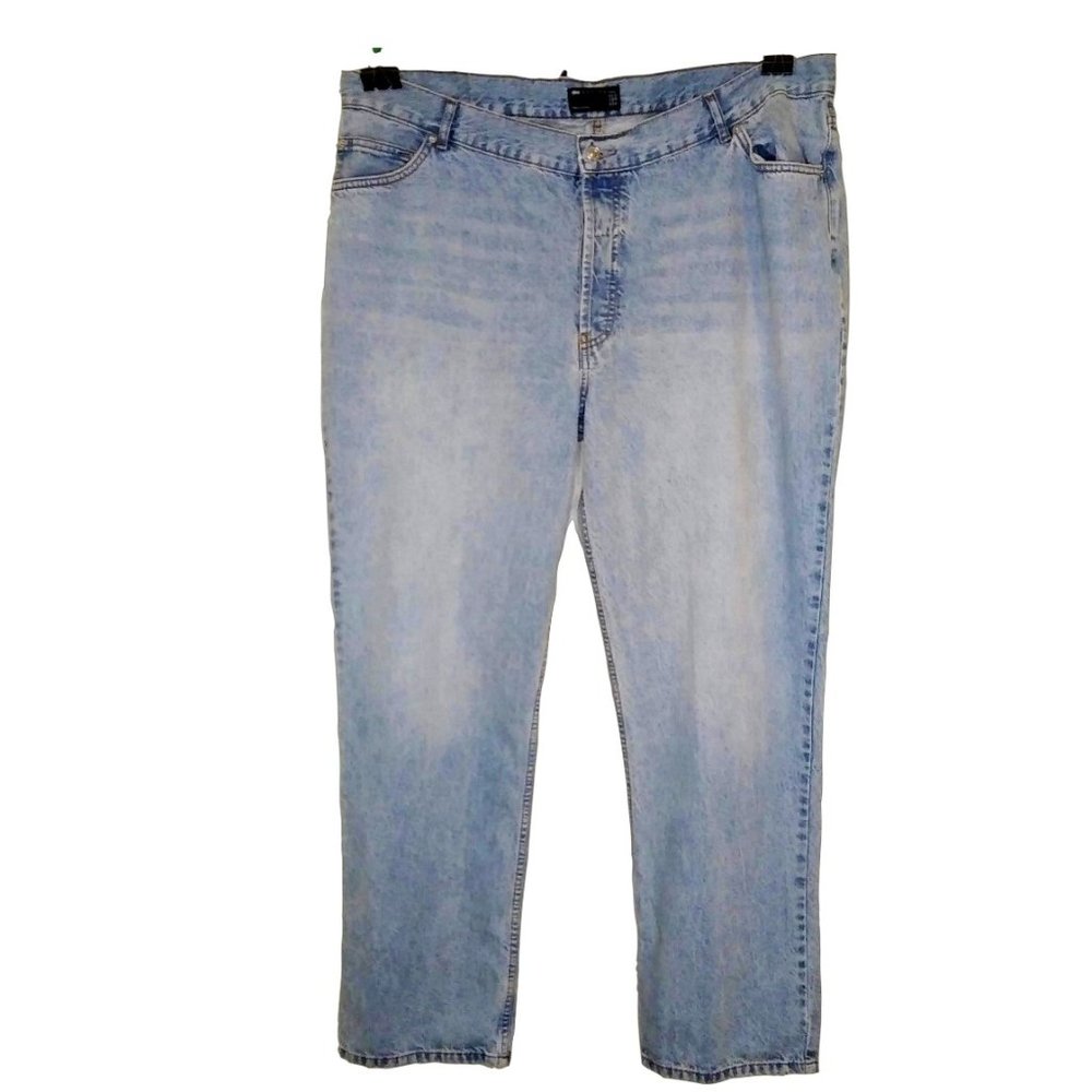 ASOS DESIGN CURVE 5 Pocket Button Fly Straight Leg Light Wash Jean Size 18/32